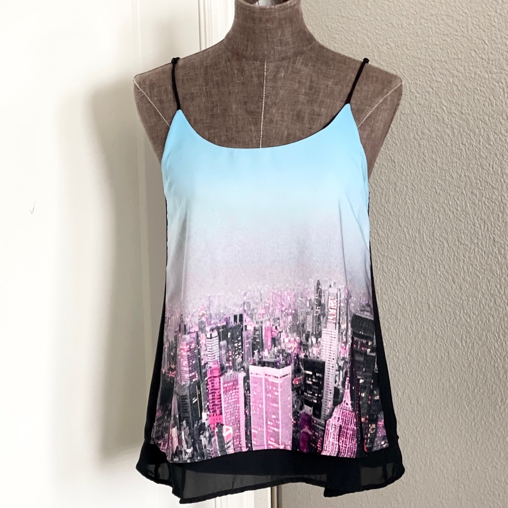 🖤 Love, Zoe Spaghetti Strap Cross Back Citi Scape Cami S